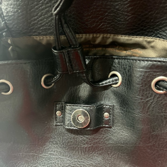 MATT & NAT Backpack - Picture 7 of 9